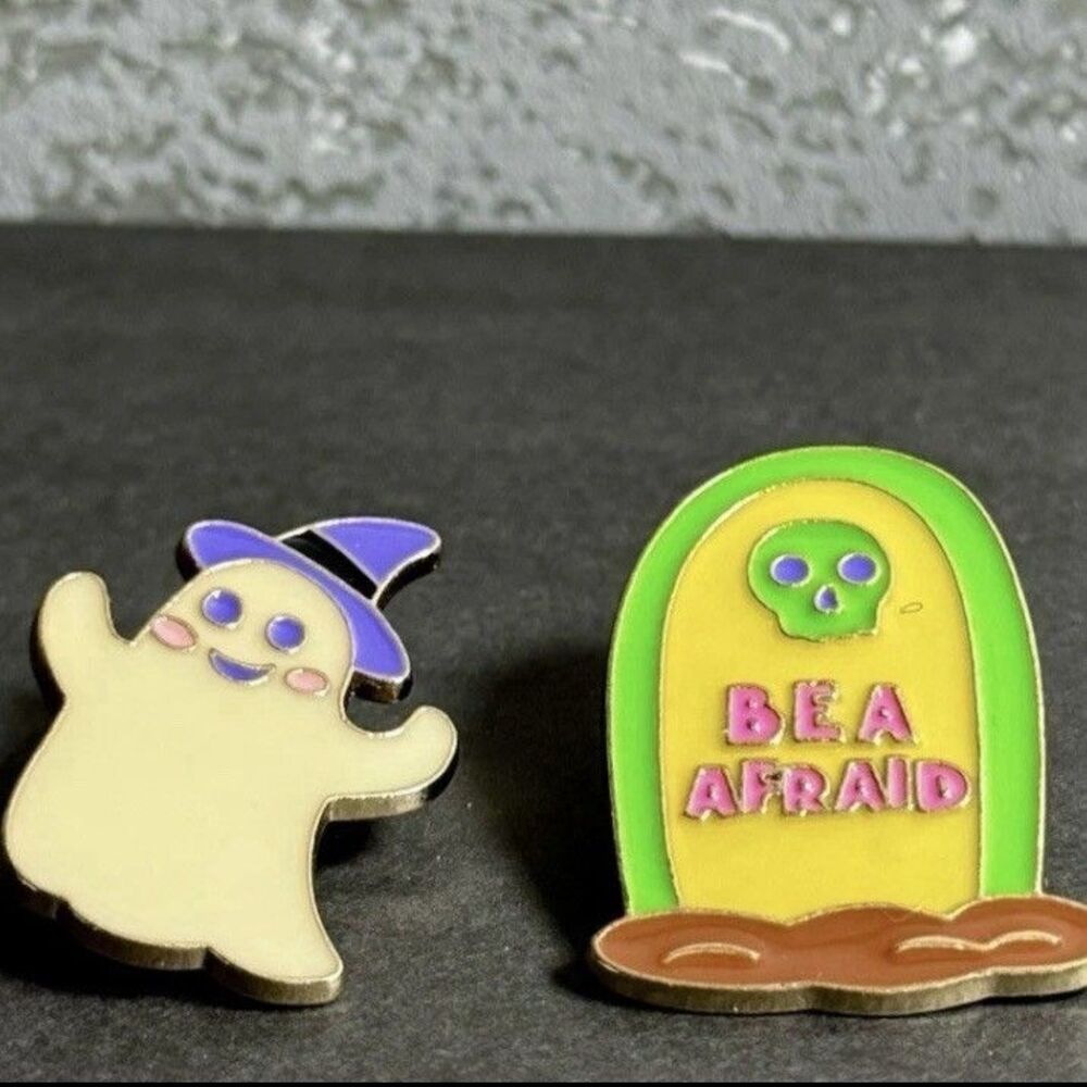 Halloween Enamel Pin Set Ghost Witch Tombstone Cute Spooky Lapel Pin Lot
